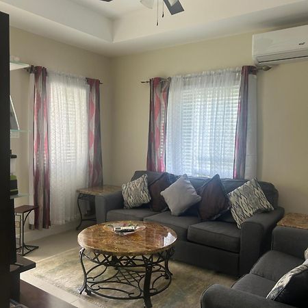 Seamist Villa @Oceanpointe Lucea Comfy 2Br W/Pool Gym & Parking Exteriér fotografie