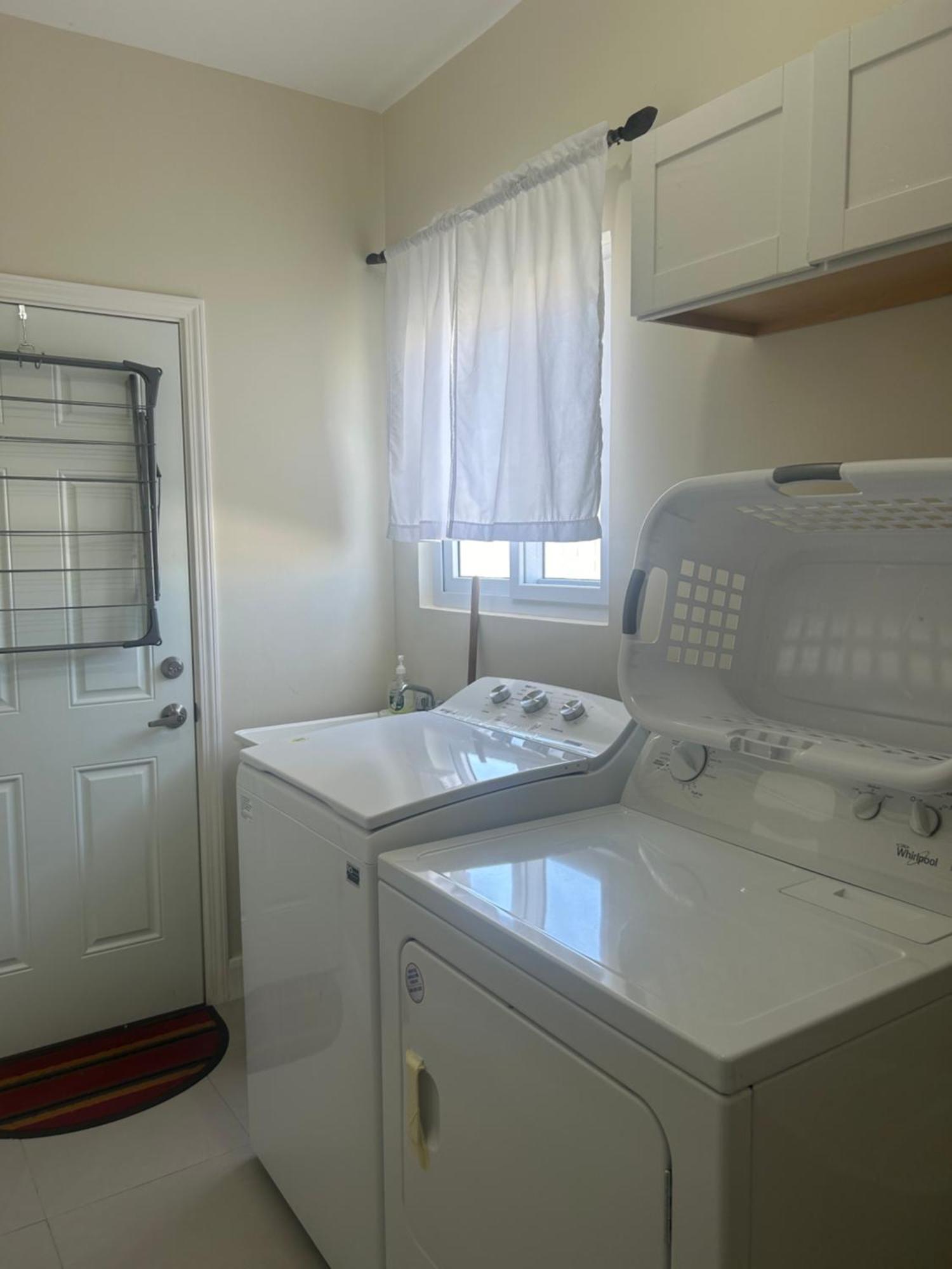 Seamist Villa @Oceanpointe Lucea Comfy 2Br W/Pool Gym & Parking Exteriér fotografie